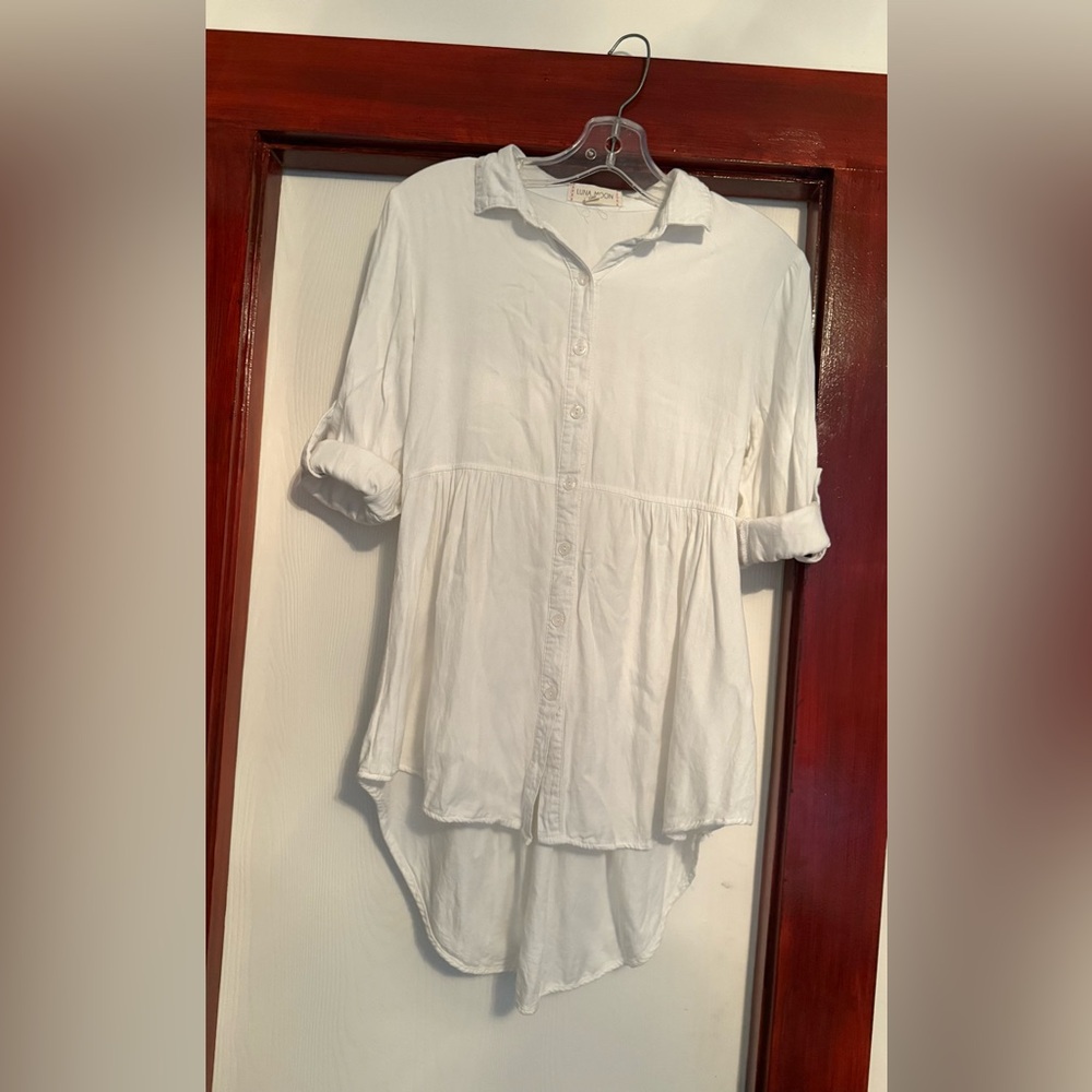 Luna Moon (anthropology) Women's White Button-Up baby doll style top